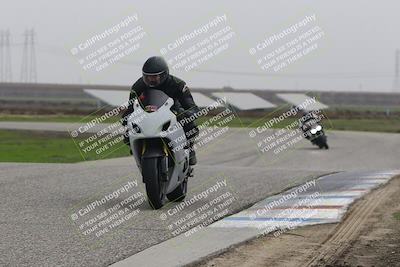 media/Nov-30-2025-TrackDaz (Sun) [[d8b22663df]]/B Group/Session 5 (Wheelie Bump)/